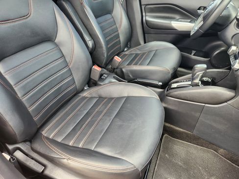 Used 2018 Nissan Kicks SR w/ Premium Package FWD image 15