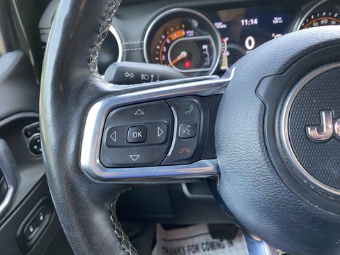 Used 2021 Jeep Wrangler Unlimited Sahara AWD/4WD image 19