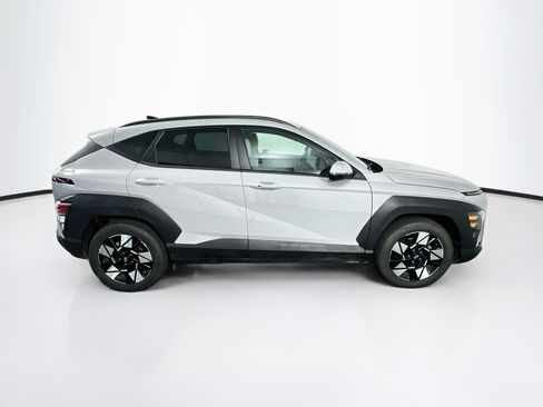 Used 2025 Hyundai Kona SEL FWD image 10