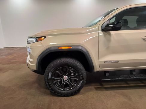 Used 2023 GMC Canyon Elevation w/ Elevation Premium Package AWD/4WD image 39