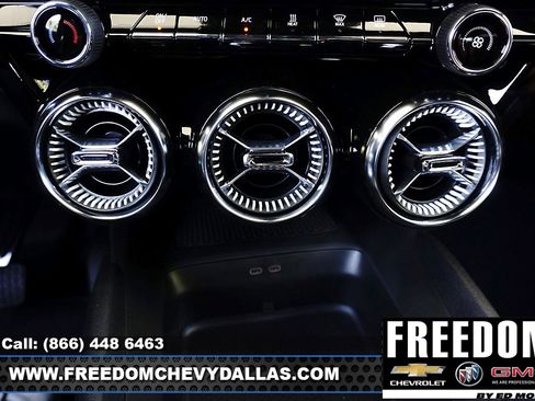 New 2025 Chevrolet Blazer EV LT image 23