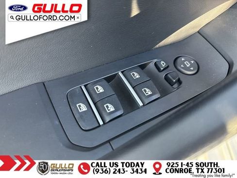 Used 2024 BMW X6 M60i w/ Dynamic Handling Package AWD/4WD image 20
