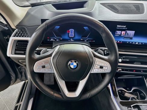 Used 2026 BMW X7 xDrive40i w/ Premium Package AWD/4WD image 17