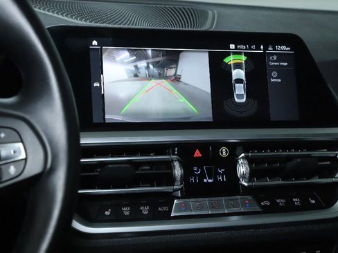 Used 2023 BMW 430i xDrive Coupe w/ Premium Package image 21