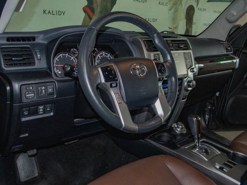 Used 2023 Toyota 4Runner Limited AWD/4WD image 6