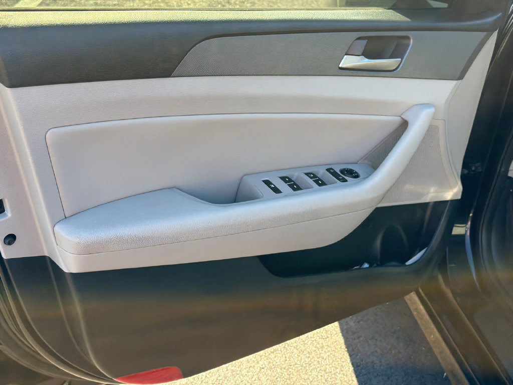 Used 2018 Hyundai Sonata SEL FWD image 10