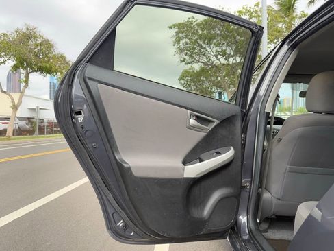 Used 2013 Toyota Prius One FWD image 15
