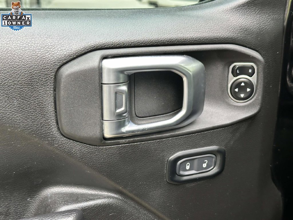 Used 2024 Jeep Wrangler Unlimited w/ Dual Top Group AWD/4WD image 14