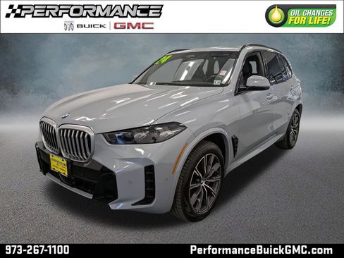 Used 2024 BMW X5 xDrive40i w/ M Sport Package AWD/4WD image 1
