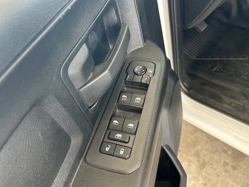 Used 2026 RAM 3500 Tradesman w/ Chrome Appearance Group RWD image 29