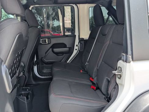 Used 2023 Jeep Wrangler Unlimited Rubicon AWD/4WD image 24