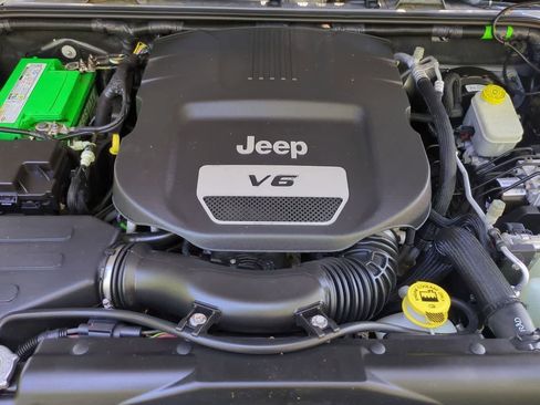 Used 2017 Jeep Wrangler Sport w/ Quick Order Package 24S image 15