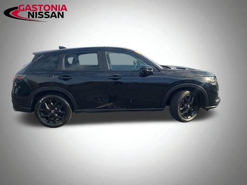 Used 2023 Honda HR-V Sport image 17