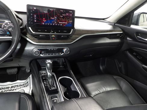 Used 2023 Nissan Altima 2.5 SL FWD image 13
