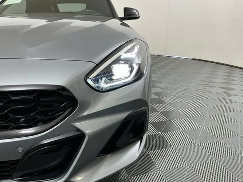 Used 2024 BMW Z4 M40i w/ Premium Package RWD image 8