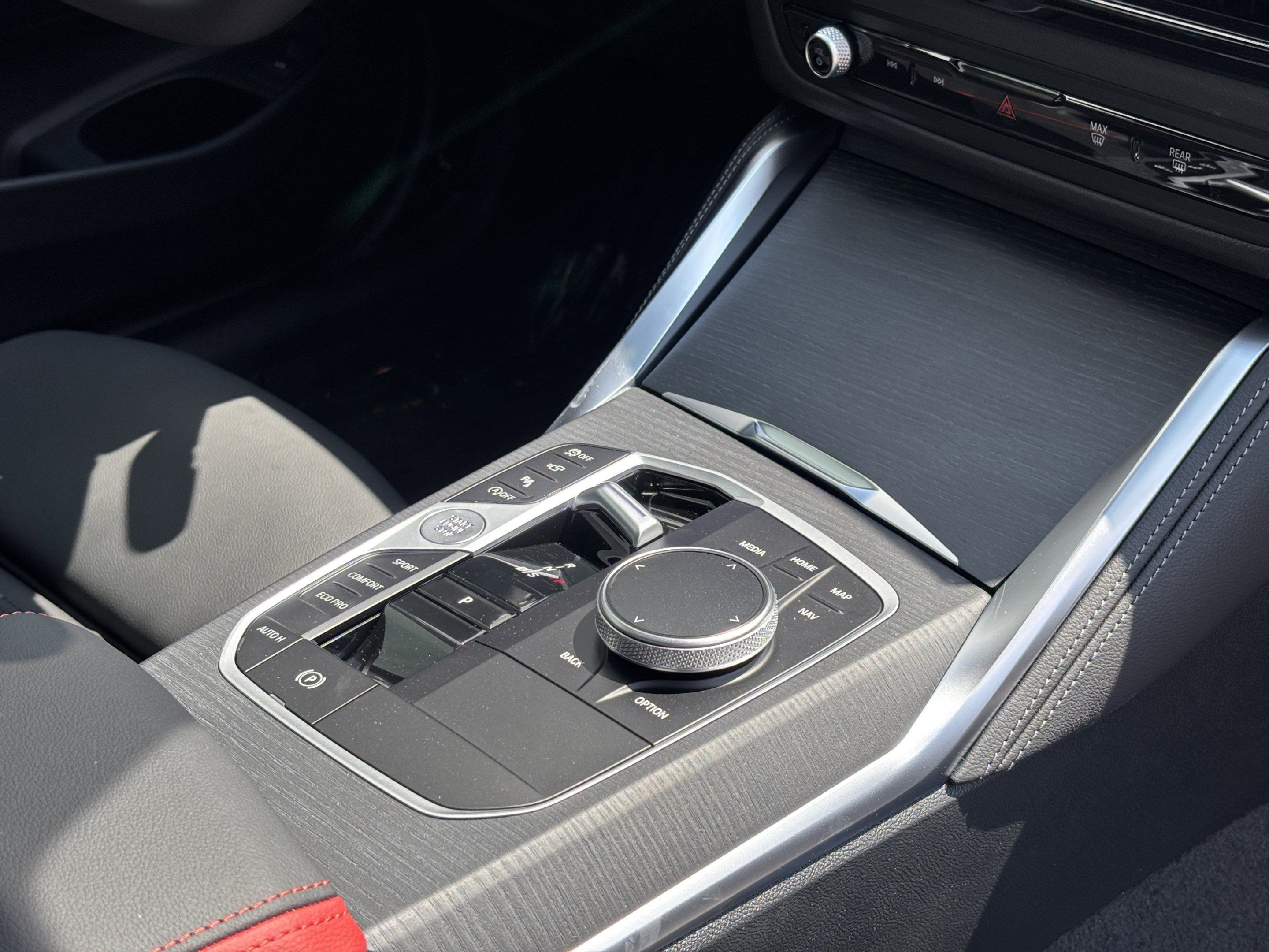 Used 2026 BMW 430i Coupe w/ M Sport Package RWD image 8