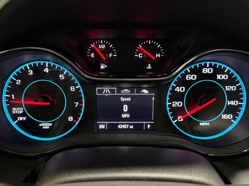 Used 2017 Chevrolet Cruze LS FWD image 14
