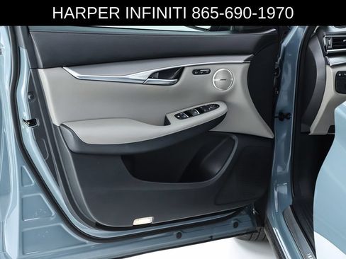 Used 2023 INFINITI QX50 Luxe AWD/4WD image 19