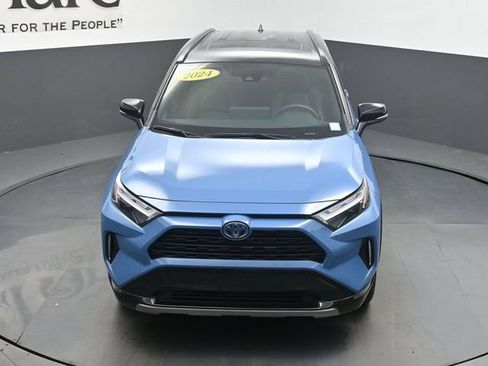 Used 2024 Toyota RAV4 XSE w/ Weather Package AWD/4WD image 60