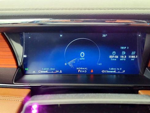 Used 2024 Lincoln Navigator Reserve image 14