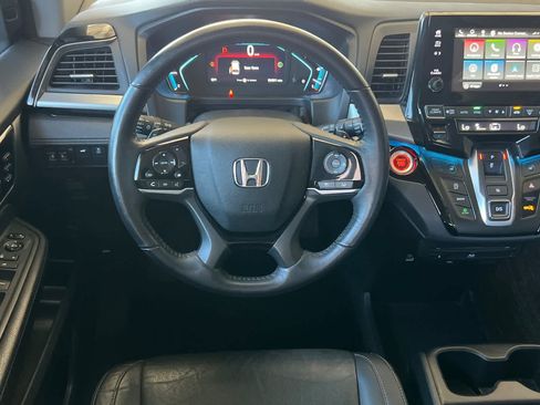Used 2021 Honda Odyssey Touring image 15