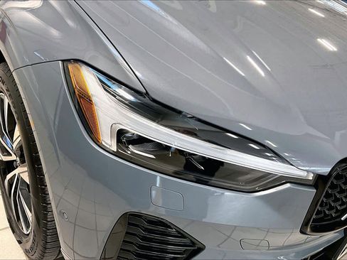 Certified 2024 Volvo XC60 B5 Plus image 26