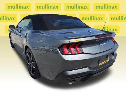 Used 2024 Ford Mustang Premium RWD image 10