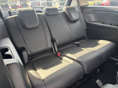 Used 2025 Honda Odyssey EX-L image 12