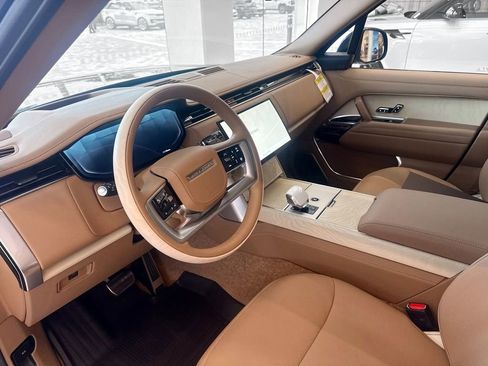 New 2026 Land Rover Range Rover SV image 8