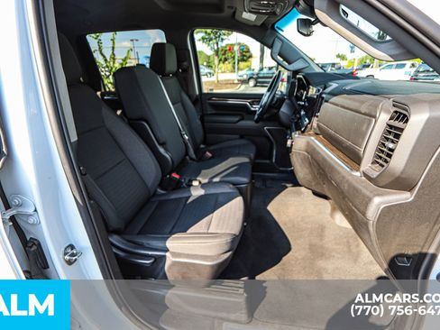 Used 2024 Chevrolet Silverado 2500 LT image 24