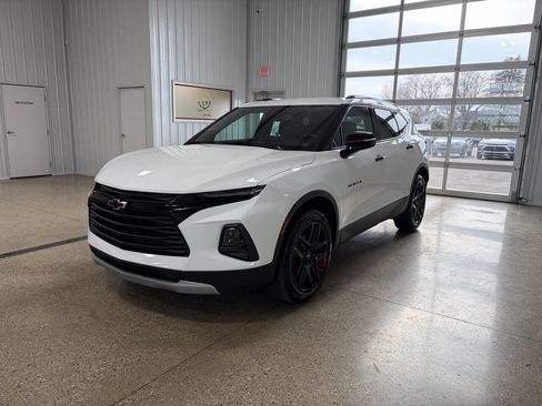 Used 2021 Chevrolet Blazer LT w/ Redline Edition image 2