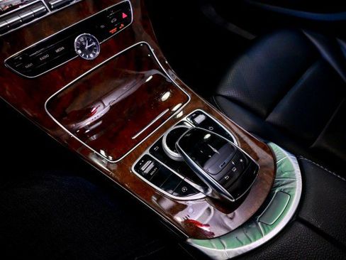 Used 2015 Mercedes-Benz C 300 4MATIC Sedan image 30