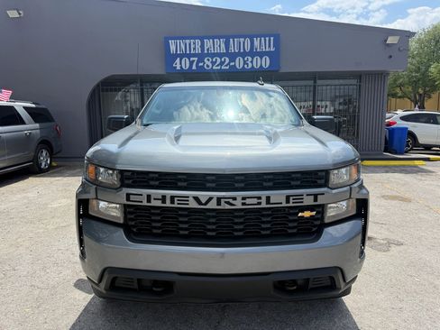 Used 2020 Chevrolet Silverado 1500 Custom w/ Custom Value Package RWD image 2