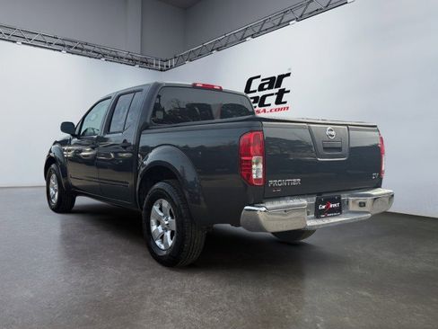 Used 2012 Nissan Frontier SV image 7
