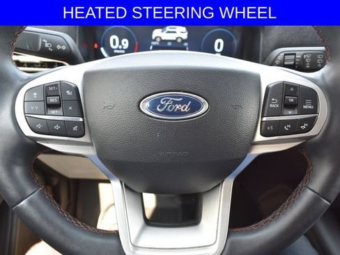 Used 2025 Ford Explorer Active w/ Active Comfort Package AWD/4WD image 5