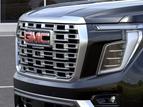 New 2026 GMC Yukon Denali image 13