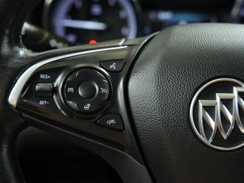 Used 2019 Buick Envision Essence image 36