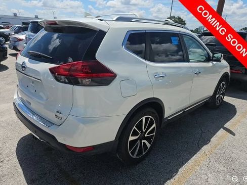 Used 2020 Nissan Rogue SL w/ Premium Package FWD image 3
