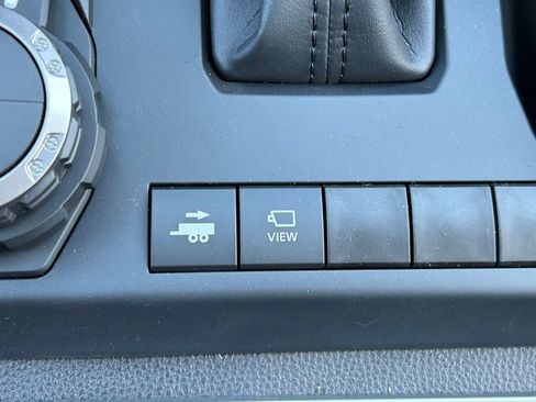New 2026 Toyota Tacoma Limited AWD/4WD image 31
