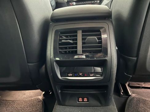 Used 2022 BMW X3 xDrive30i AWD/4WD image 16
