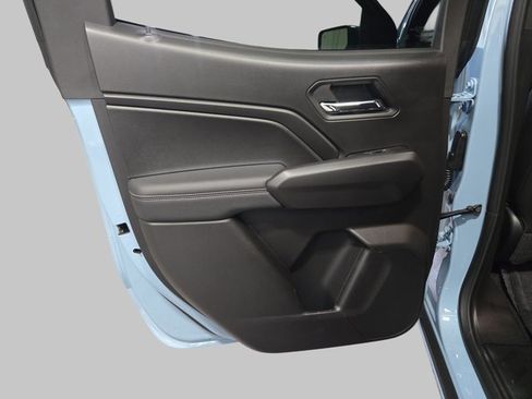 New 2026 Chevrolet Colorado LT w/ LPO, Tailgate Decal Package image 16
