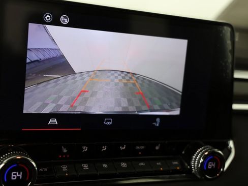 Used 2023 GMC Canyon Elevation w/ Convenience Package image 9