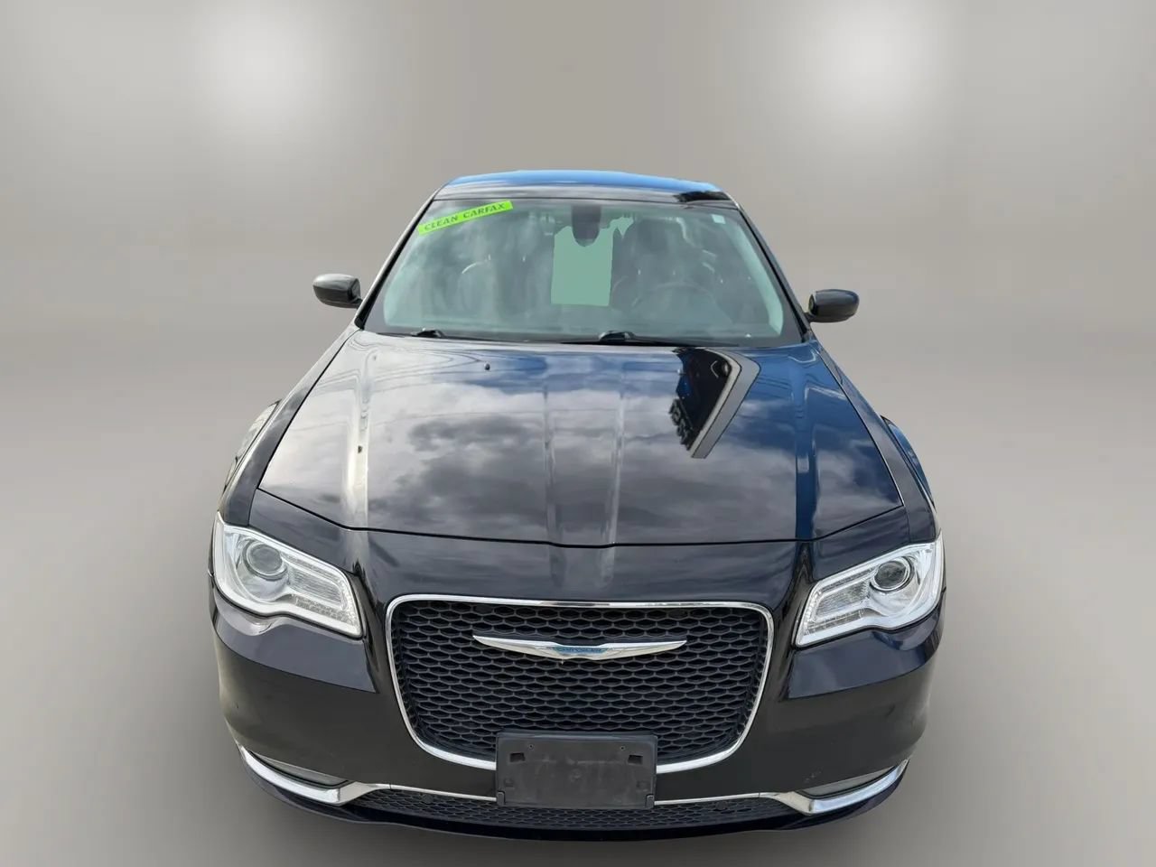 Used 2015 Chrysler 300 Limited w/ 300 Premium Group AWD/4WD image 3