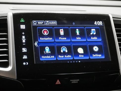 Used 2016 Honda Pilot Touring image 26