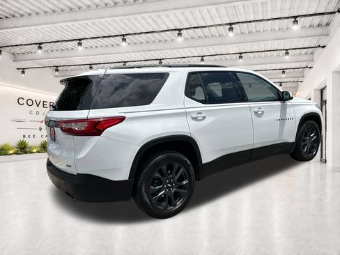 Used 2021 Chevrolet Traverse RS FWD image 11
