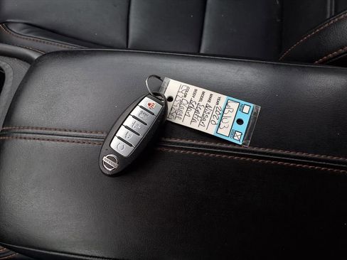 Used 2020 Nissan Sentra SR w/ Premium Package image 15