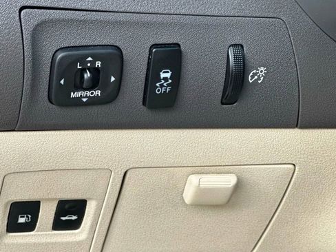 Used 2010 Lexus ES 350 image 12