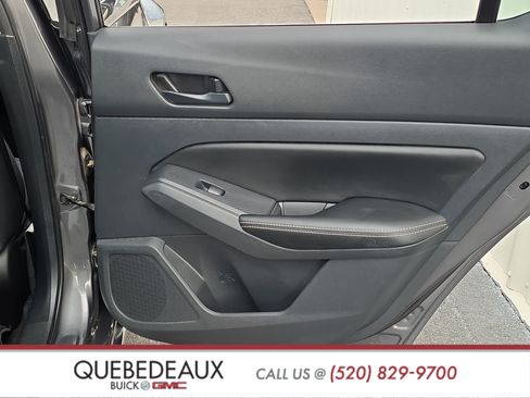 Used 2025 Nissan Altima 2.5 SV FWD image 24