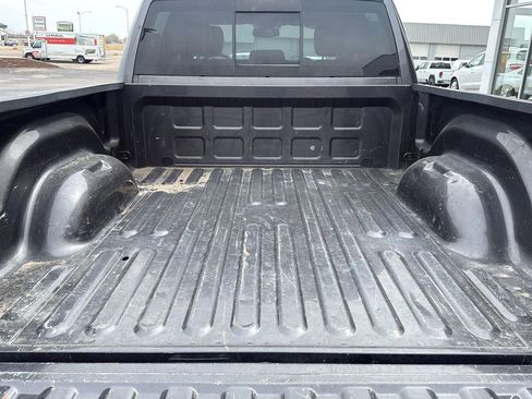 Used 2016 RAM 1500 Laramie w/ Convenience Group image 4