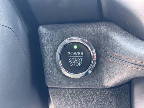 Certified 2022 Ford F150 Lightning Lariat image 18